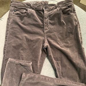 anthropogie ag 
the stevie ankle 
Slim straight ankle
velvet size 32